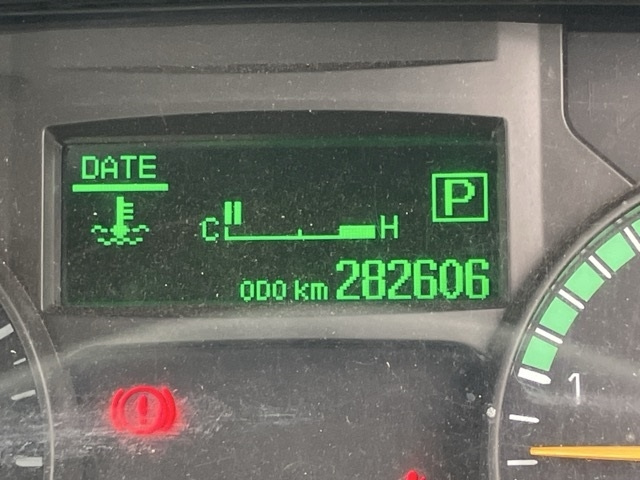 MITSUBISHI CANTER 2010