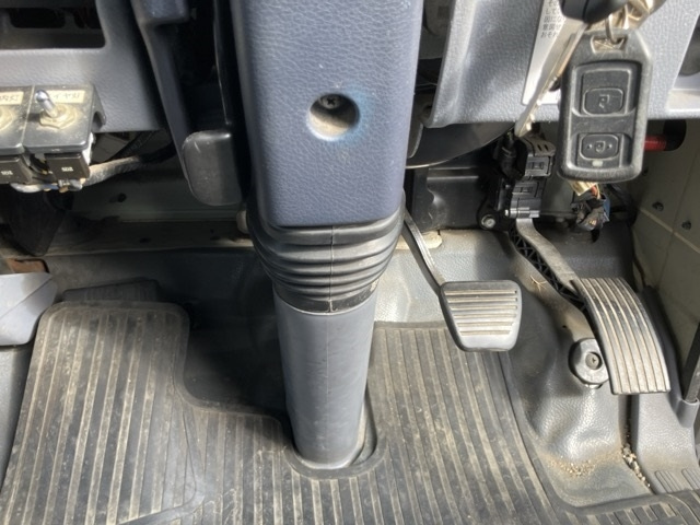 MITSUBISHI CANTER 2016