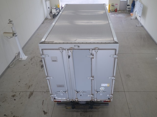 MITSUBISHI CANTER 2016