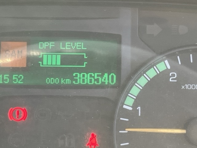 MITSUBISHI CANTER 2015