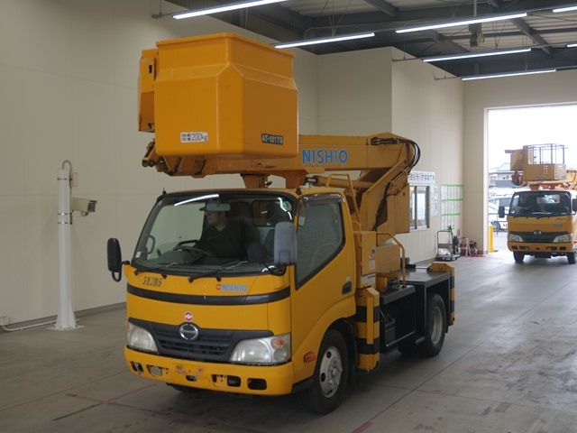 HINO DUTRO 2010
