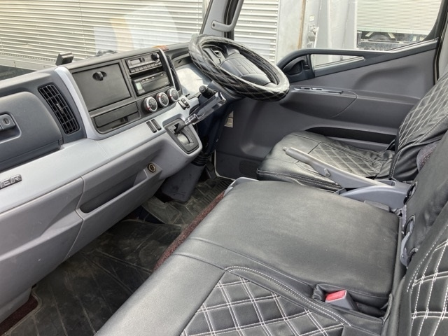 MITSUBISHI CANTER 2014