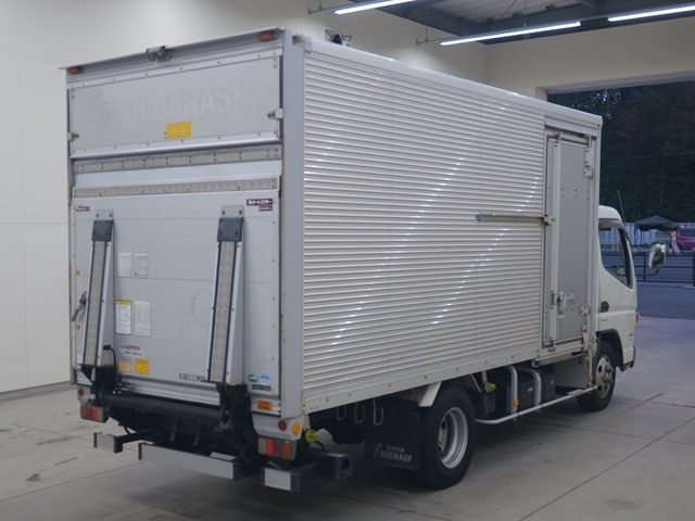 MITSUBISHI CANTER 2014