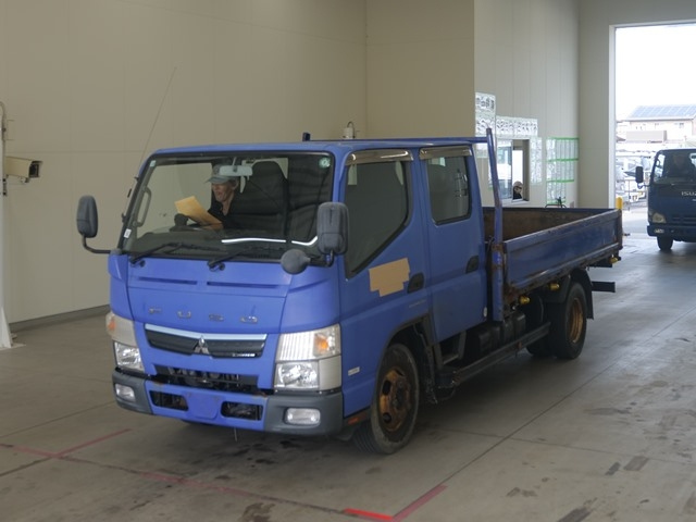 MITSUBISHI CANTER 2016