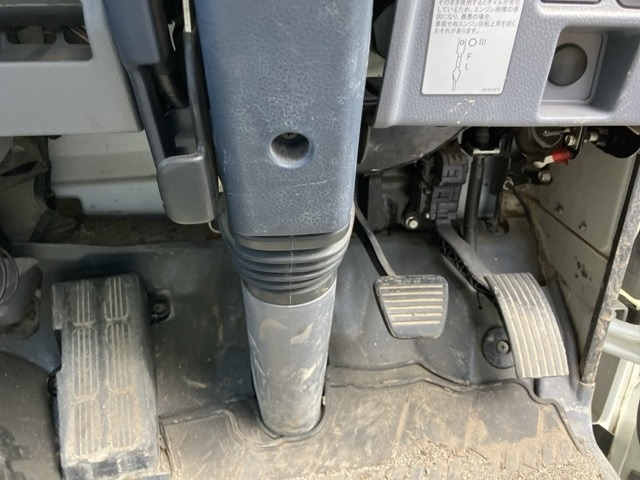 MITSUBISHI CANTER 2012