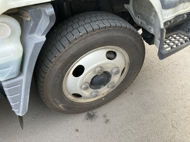 MITSUBISHI CANTER 2012