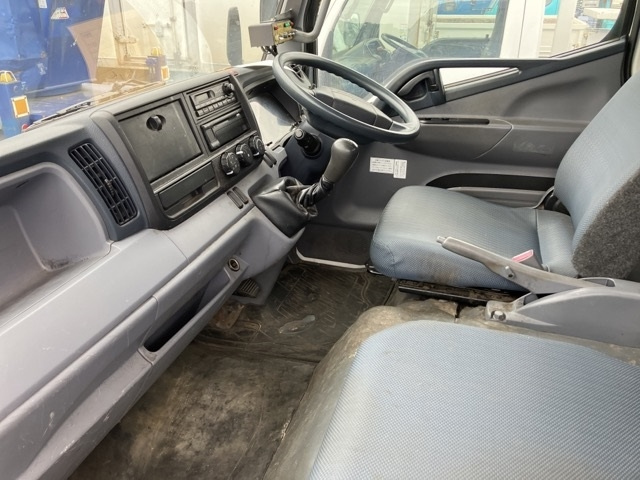 MITSUBISHI CANTER 2014