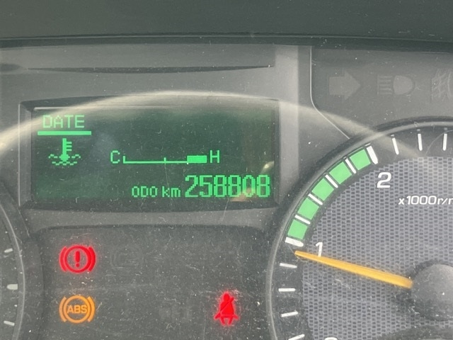 MITSUBISHI CANTER 2016