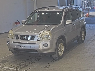 NISSAN X-TRAIL 2010