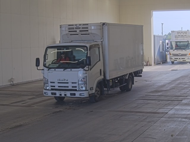 ISUZU ELF 2014