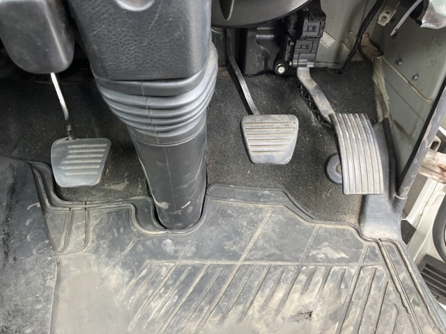 MITSUBISHI CANTER 2016