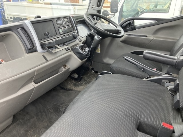 MITSUBISHI CANTER 2016