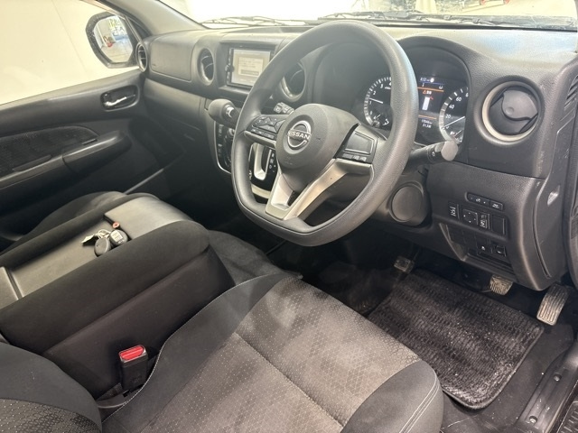 NISSAN CARAVAN 2023