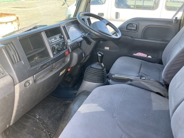 ISUZU ELF 2009
