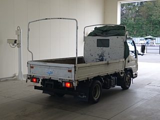 ISUZU ELF 2009