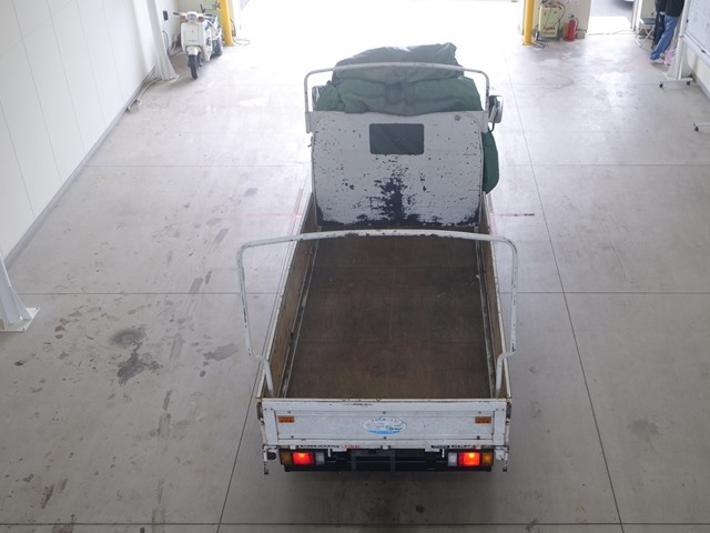 ISUZU ELF 2009