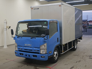 ISUZU ELF 2011