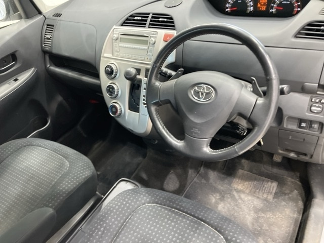 TOYOTA RACTIS 2008