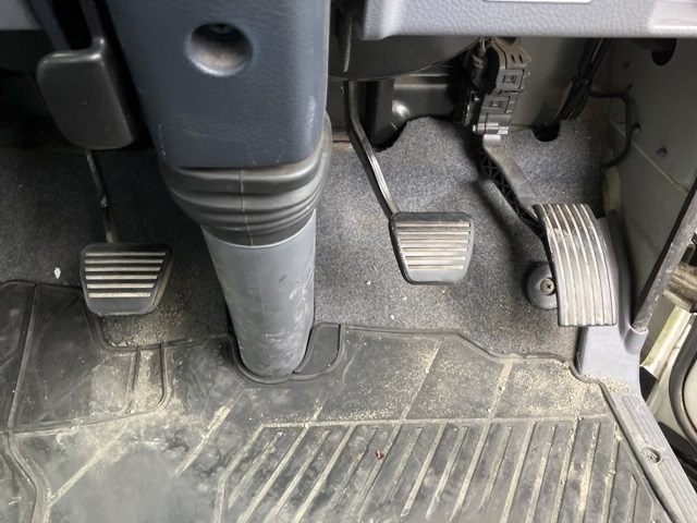 MITSUBISHI CANTER 2013
