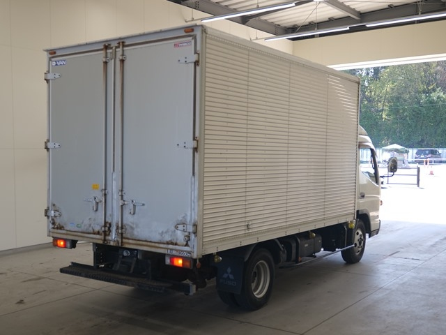 MITSUBISHI CANTER 2013