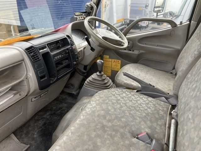 HINO DUTRO 2009
