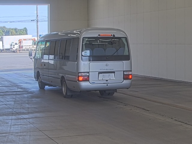 TOYOTA COASTER 2016