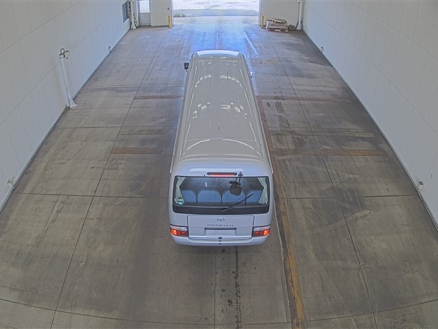 TOYOTA COASTER 2016