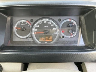 NISSAN TRUCK 2009