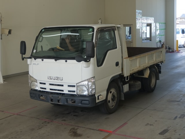 ISUZU ELF 2011