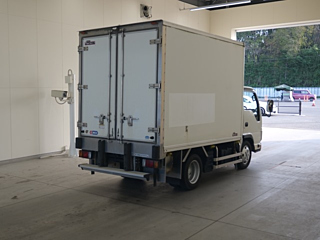 ISUZU ELF 2013