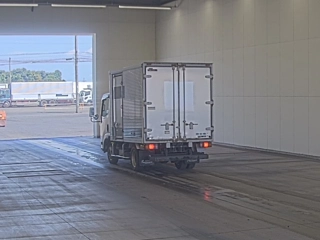 ISUZU ELF 2015