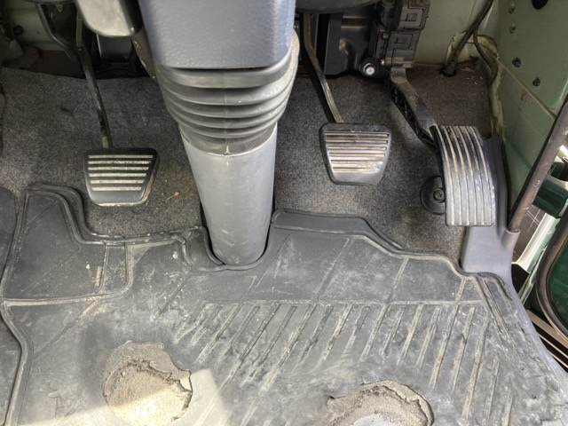 MITSUBISHI CANTER 2012