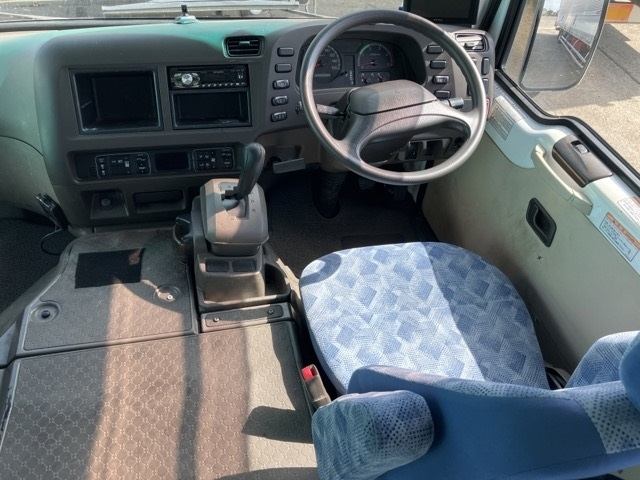 MITSUBISHI ROSA 2014