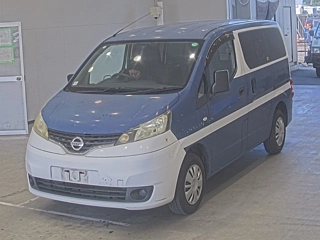 NISSAN NV200 2015