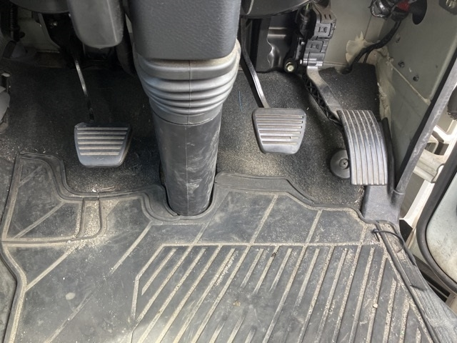 MITSUBISHI CANTER 2019