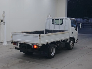 NISSAN ATLAS 2010