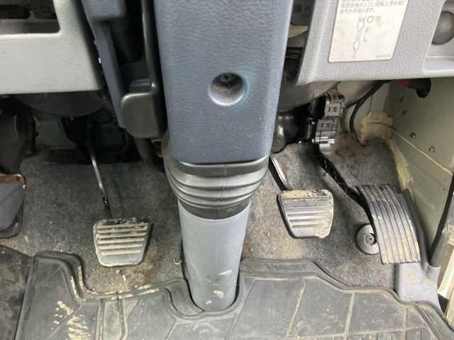 MITSUBISHI CANTER 2013