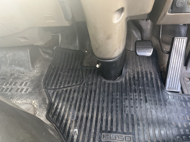 MITSUBISHI CANTER 2014