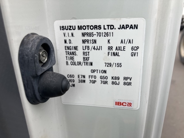 ISUZU ELF 2008