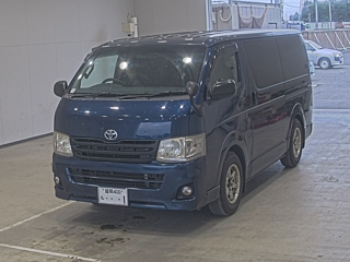 TOYOTA HIACE VAN 2011