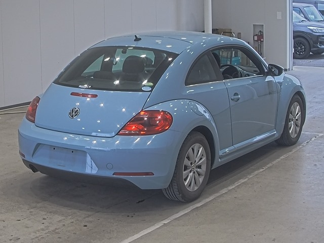 VOLKSWAGEN THE BEETLE 2012