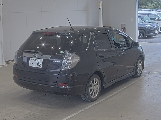HONDA FIT SHUTTLE 2011