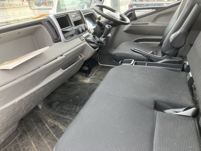 MITSUBISHI CANTER 2017