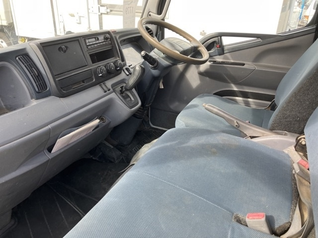 MITSUBISHI CANTER 2012