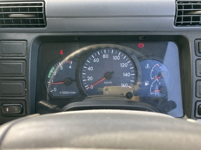 MITSUBISHI CANTER 2010