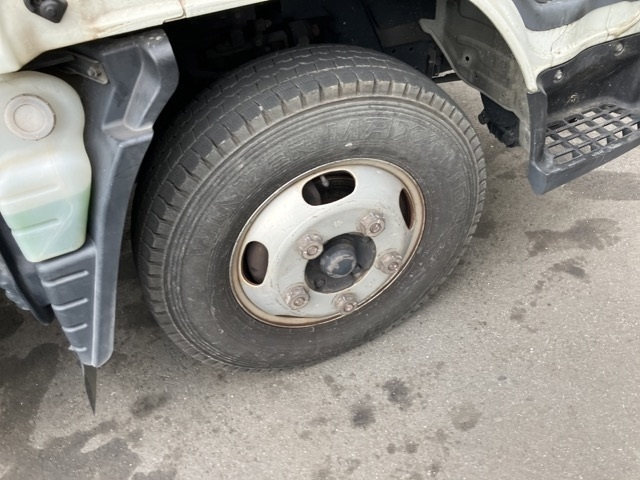 NISSAN UD SERIES 2015