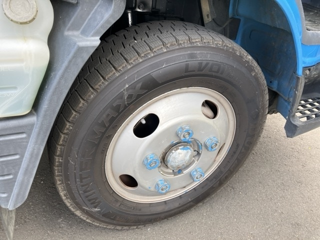 MITSUBISHI CANTER 2011