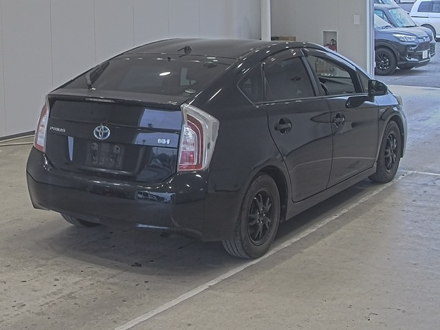 TOYOTA PRIUS 2012