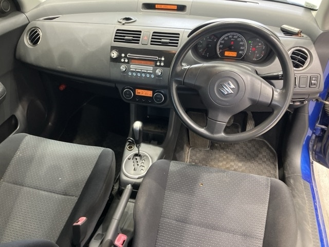 SUZUKI SWIFT 2010