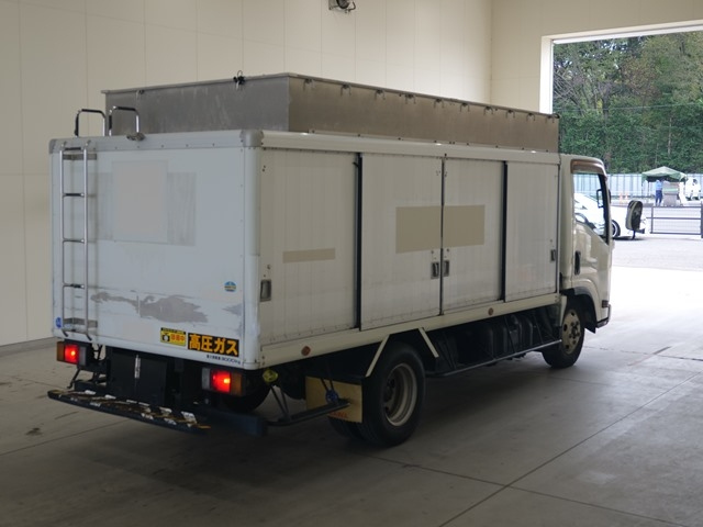 ISUZU ELF 2013